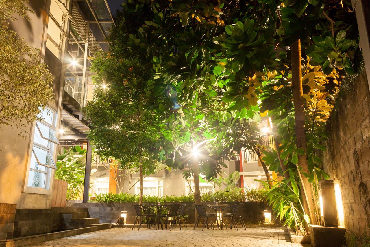 Griya Regato Hotel Jacarta Exterior foto